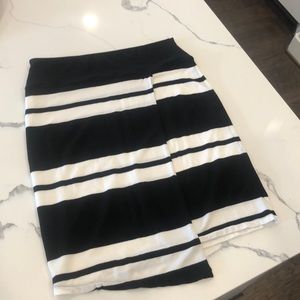 Athleta stripe Zamora Faux Wrap Skirt-L